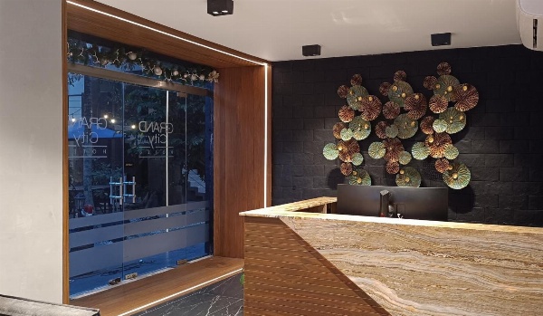 Grand City Hotel Cancun image 1