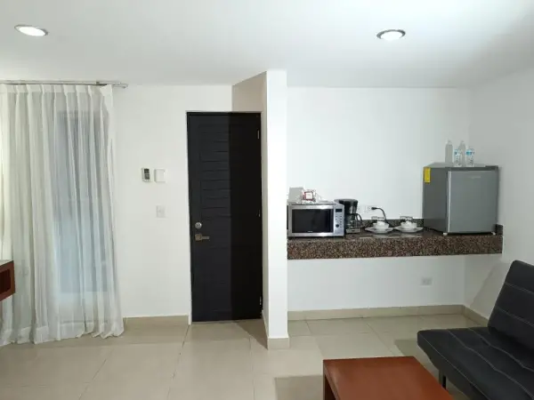 Grand City Hotel Cancun 4
